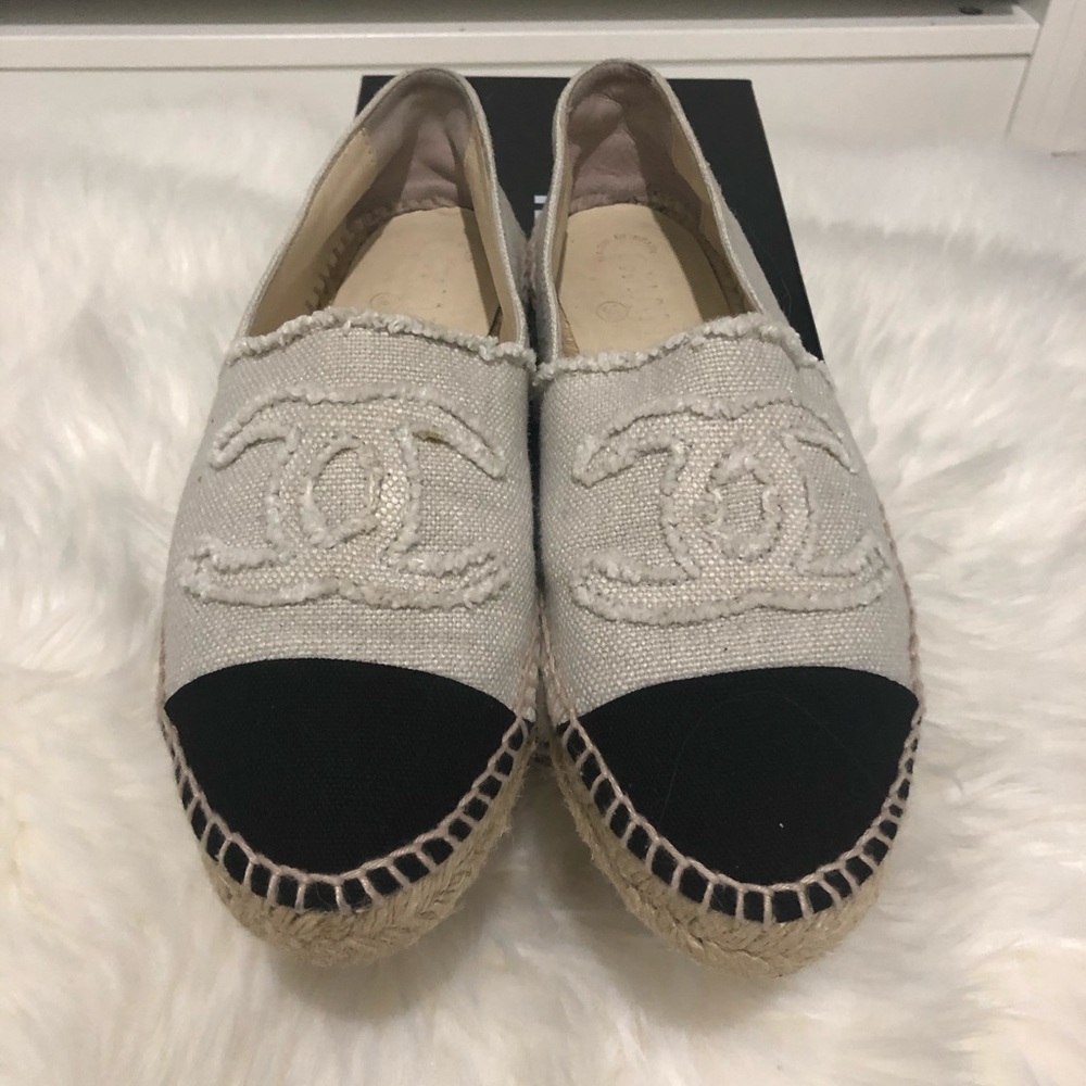 CHANEL LINEN ESPADRILLES BEIGE AND BLACK SIZE 37
